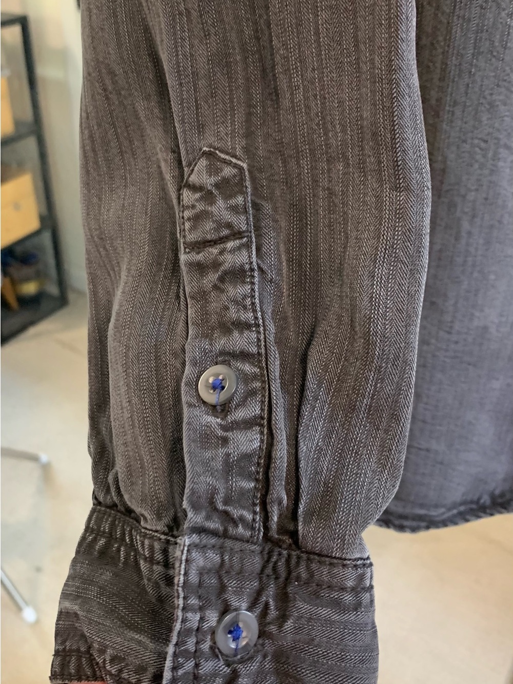 Pilcro by Anthropologie Black Washed Button-Up Shirt in Medium - Picture 6 of 12